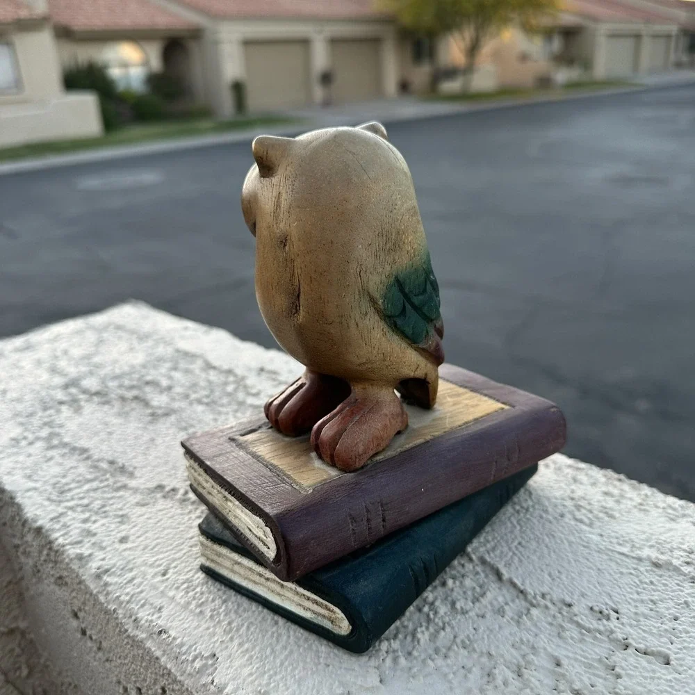 Hand Carved Wooden Owl On Books-Vintage- Made In Thailand -‎ Paperweight